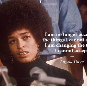 Meet your Posher, Maxine